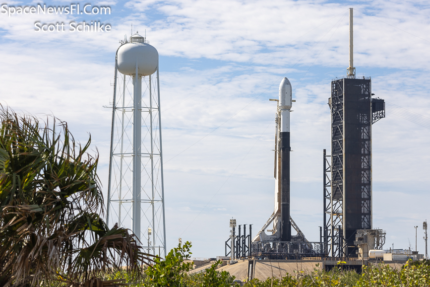 SpaceX B-1060-18 NASA Intuitive Machines IM-1 Moon Lander LC-39A