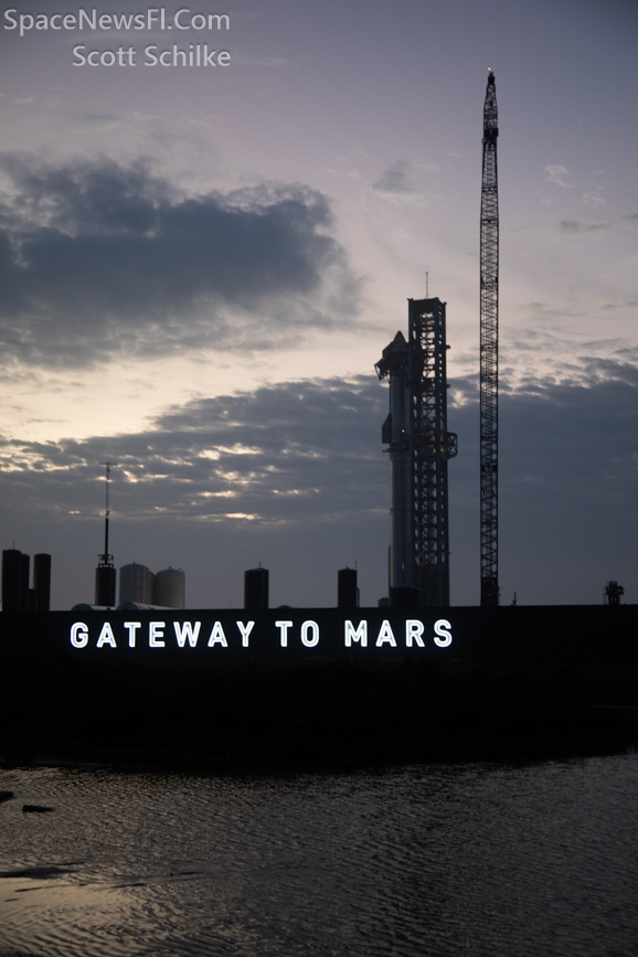 Wed. Morning SpaceX Heavy Lift Rocket Starship S28 & B10 Starbase Texas