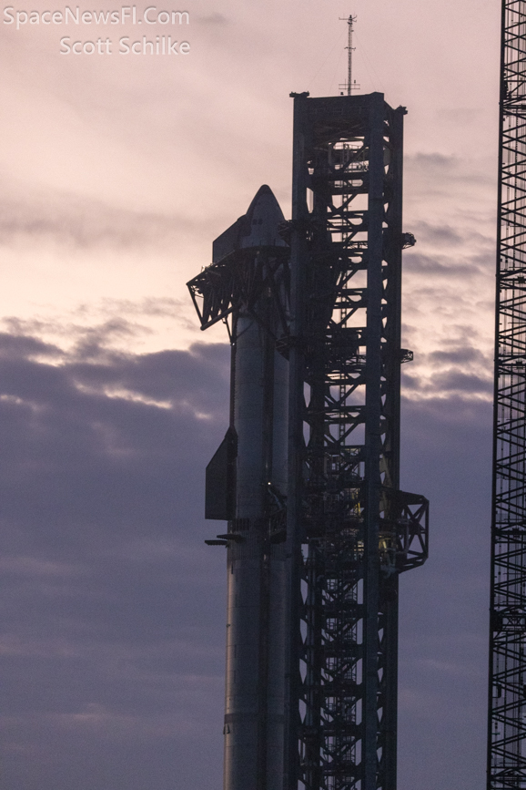 Wed. Morning SpaceX Heavy Lift Rocket Starship S28 & B10 Starbase Texas