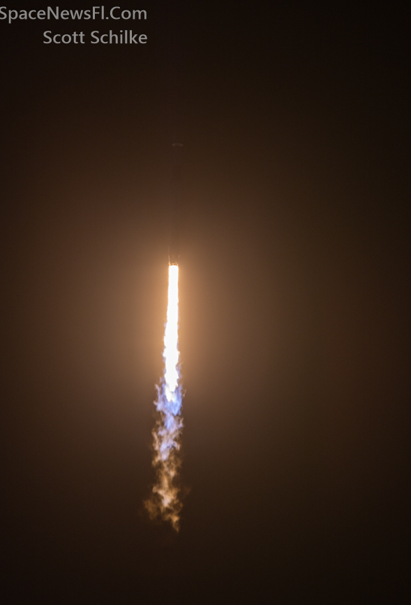 SpaceX Starlink 6-45 B-1067-18 From NASA 39 Press Site SLC-40 Cape Canaveral