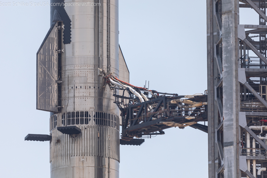 June 5th 2024 Final Full Stack of SpaceX Starship IFT-4 FTS Is Armed