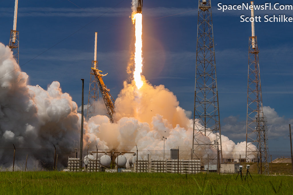 15 Seconds after launch smoke plume