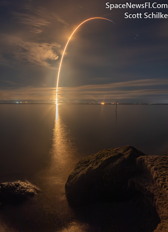 2nd Vertical Long Exposure Streak Shot Starlink 6-7