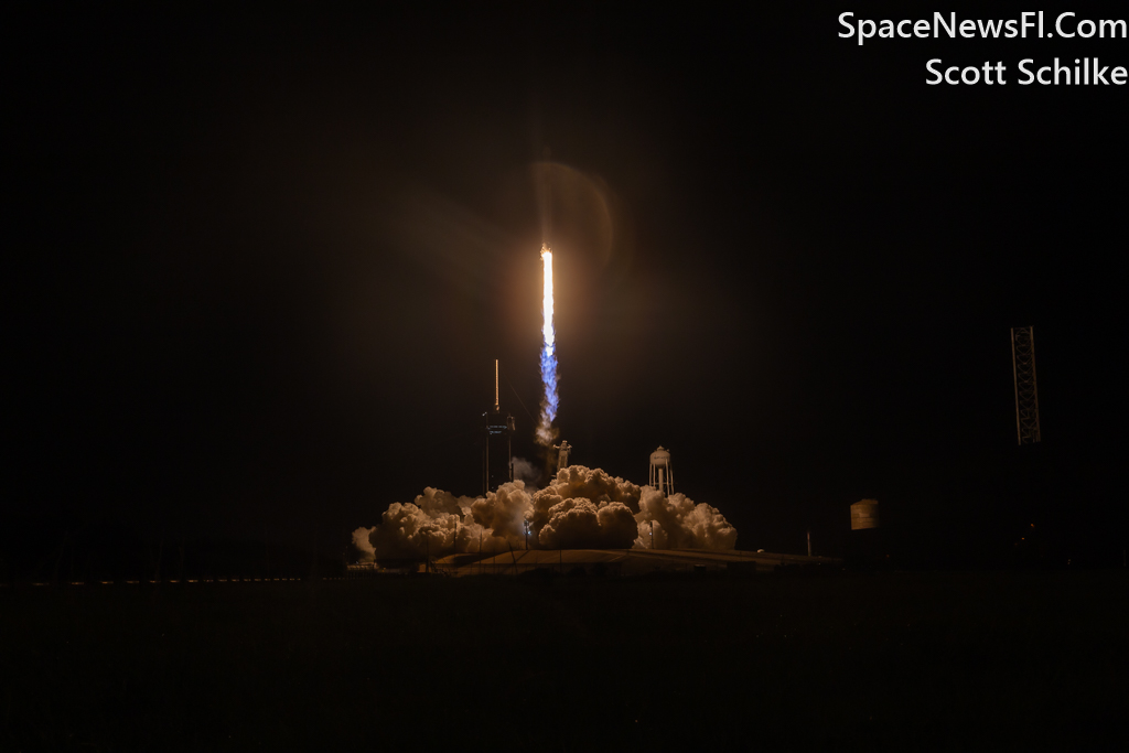 Launch at 3:27 AM From LC-39A Launch Pad