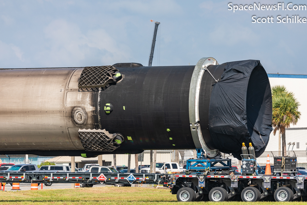 SpaceX B-1073-9 Transport In Front of VAB Heading To LC-39A For Integration