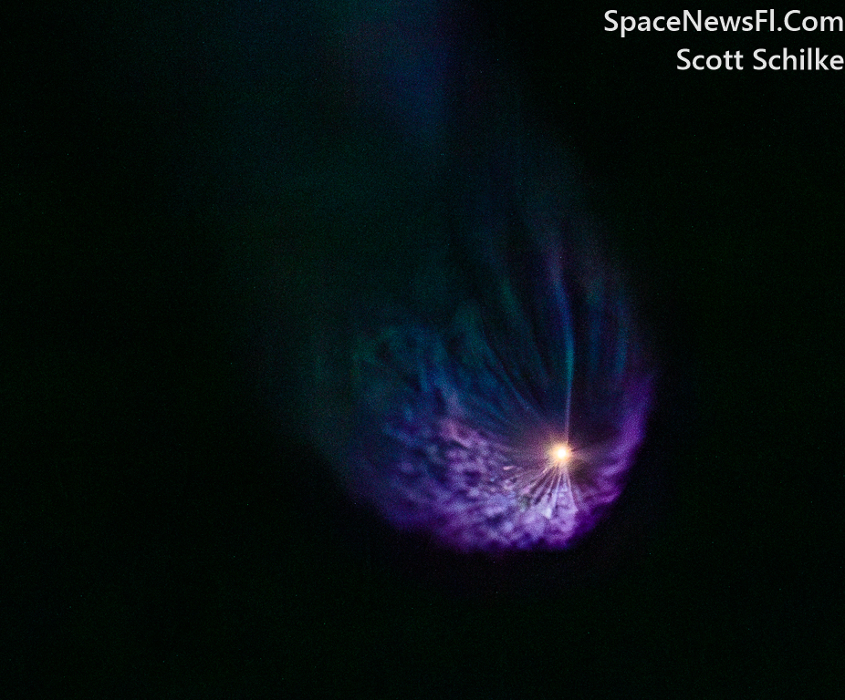 A Second Stage SpaceX Starlink 6-11 Down Range After 1st Stage Seperation