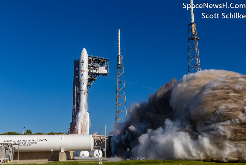14 Frame Sequence Of Liftoff Photos Flame Trench ULA NROL-107
