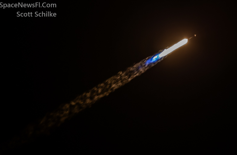 SpaceX Starlink 6-24 Liftoff at 10:17 PM on Oct. 21st 2023