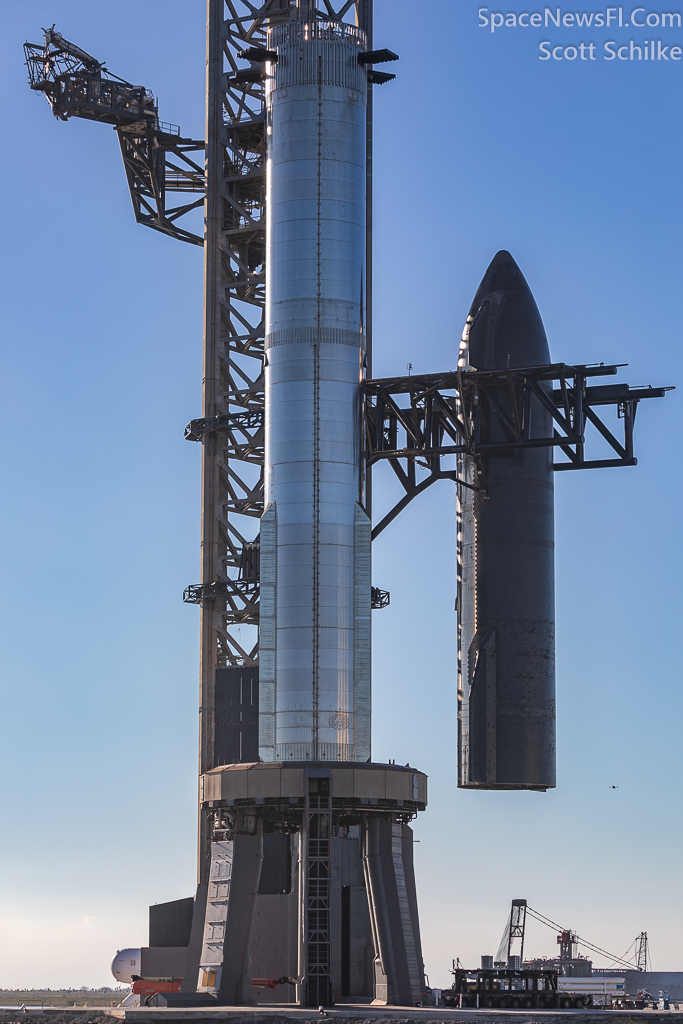 SpaceX Super Heavy Starship S25 Stacking On Top Of B9 Two Days Before Launch Attempt