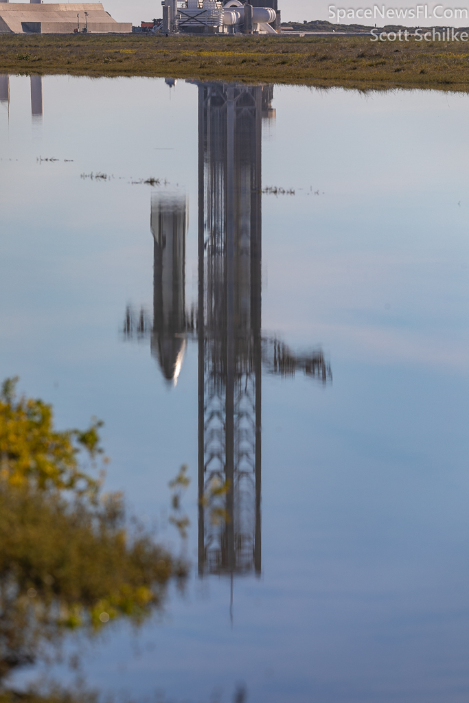 Nov. 17th 2023 SpaceX Starbase Starship S25 Stacking On B9
