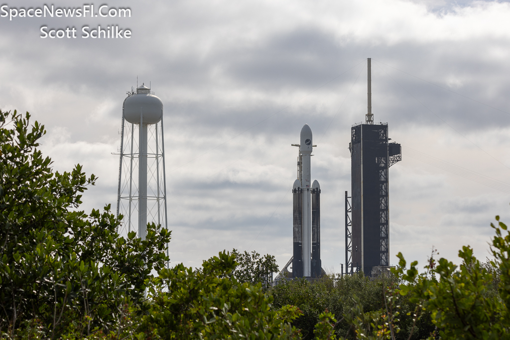 SpaceX 9th Falcon Heavy USSF-52 Poised For Liftoff